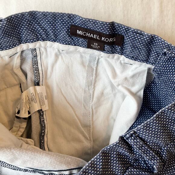 Michael Kors Men Flat Front Khaki Shorts size 30, Blue - Picture 9 of 11
